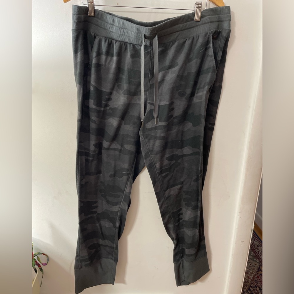 Camo sweatpants